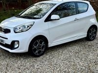Used Kia Picanto 85 HP (62 kW) 2013 White Hatchback