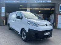 Usado Citroën Dispatch 100 CV (73 kW) 2023 Blanco Monovolumen