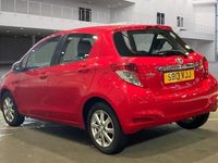 Used Toyota Yaris Multidrive S 101 HP (74 kW) 2013 Red Hatchback