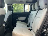 Usado Land Rover Defender HSE Dynamic 249 HP (183 kW) 2025 Preto SUV