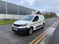 Usado Peugeot Partner 131 HP (96 kW) 2020 Branco Monovolume