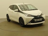 Used Toyota Aygo x-style 68 HP (50 kW) 2017 White Hatchback