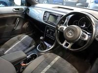 Used VW Beetle Design 105 HP (77 kW) 2017 Blue Hatchback