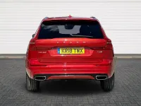 Used Volvo XC60 R-Design 250 HP (183 kW) 2018 Red SUV