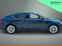 Used Skoda Octavia SE L 150 HP (110 kW) 2023 Petrol blue metallic Hatchback