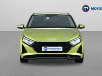 Used Hyundai i20 Premium 101 HP (74 kW) 2025 Green Hatchback