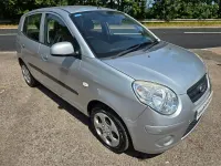 Used Kia Picanto 64 HP (47 kW) 2010 Silver Hatchback