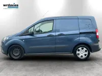Second-hand Ford Transit Trend 2023 Albastru Van