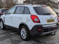 Used Vauxhall Antara 150 HP (110 kW) 2010 White SUV