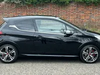 Used Peugeot 208 Prestige 208 HP (152 kW) 2018 Black Hatchback