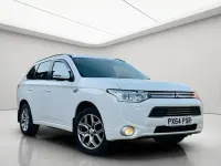 Used Mitsubishi Outlander P-HEV 2014 White Estate