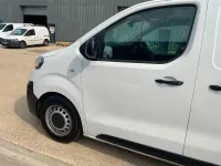 Used Peugeot Expert 2018 White Van