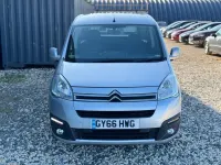 Used Citroën Berlingo Feel 98 HP (72 kW) 2016 Silver MPV