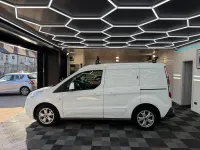 Used Ford Transit Limited 120 HP (88 kW) 2017 White Van