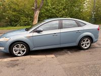 Begagnad Ford Mondeo Titanium 140 HK (102 kW) 2009 Blå Halvkombi