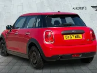 Used Mini ONE Hatch 102 HP (75 kW) 2017 Red Hatchback
