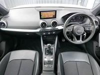 Usado Audi Q2 S-Line 110 CV (80 kW) 2021 Blanco SUV
