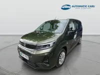 Used Vauxhall Combo Design Edition 100 kW (136 HP) 2025 Green MPV