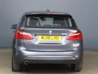 Begagnad BMW 218 Luxury Line 150 HK (110 kW) 2018 Grå Minibuss