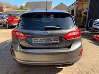 Used Ford Fiesta Titanium 100 HP (73 kW) 2017 Grey Hatchback