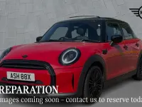 Begagnad Mini Cooper Exclusive 134 HK (98 kW) 2022 Röd Halvkombi