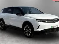 Used Vauxhall Grandland 156 kW (213 HP) 2024 White SUV