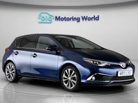 Used Toyota Auris 114 HP (83 kW) 2017 Blue Hatchback