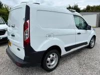 Begagnad Ford Transit Connect 100 HK (73 kW) 2021 Vit Minibuss