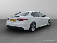 Used Alfa Romeo Giulia Veloce 276 HP (202 kW) 2019 White Sedan