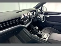 Used VW Touareg R-line 286 HP (210 kW) 2019 White SUV