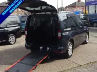 Used Ford Tourneo Connect Titanium 122 HP (89 kW) 2023 Blue MPV