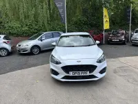Używany Ford Focus ST-Line 125 KM (91 kW) 2019 Biały Hatchback