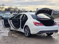 Used Mercedes CLA180 122 HP (89 kW) 2017 White Sedan