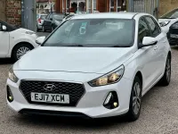 Used Hyundai i30 SE 110 HP (80 kW) 2017 White Hatchback
