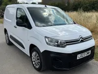 Used Citroën Berlingo 100 HP (73 kW) 2023 White MPV