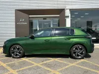 Used Peugeot 308 Allure Premium 130 HP (95 kW) 2023 Green Hatchback