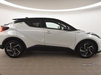 Used Toyota C-HR 122 HP (89 kW) 2020 White SUV