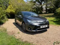Used Toyota Avensis Business Edition 143 HP (105 kW) 2017 Grey Estate