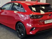 Used Kia Ceed 114 HP (83 kW) 2019 Red Hatchback