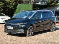 Używany Citroën C4 Shine 2017 Czarny Hatchback
