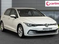 Usado VW Golf VIII Life 150 CV (110 kW) 2022 Blanco Utilitario