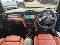 Used Mini Cooper Exclusive 134 HP (98 kW) 2021 Blue Hatchback