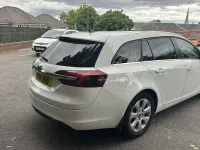 Used Vauxhall Insignia Design Edition 163 HP (119 kW) 2014 White Estate