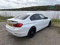 Used BMW 318 Sport Line 2014 White Sedan