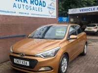 Used Hyundai i20 SE 84 HP (61 kW) 2017 Red Hatchback
