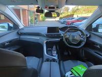 Used Peugeot 5008 Allure 131 HP (96 kW) 2020 White SUV