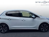 Used Peugeot 208 S 82 HP (60 kW) 2019 White Hatchback