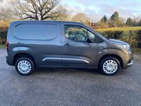 Used Vauxhall Combo S 100 HP (73 kW) 2023 Grey Van