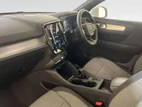 Used Volvo XC40 Inscription 211 HP (155 kW) 2021 White SUV