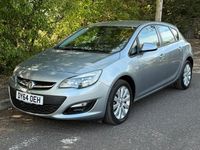 Used Vauxhall Astra Design Edition 136 HP (100 kW) 2014 Silver Hatchback